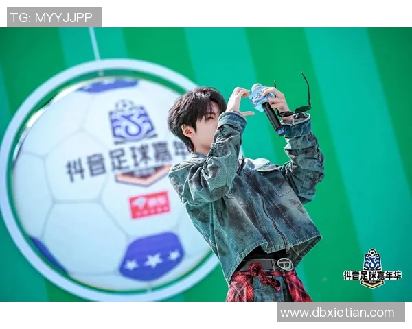 足球明星纷纷入驻抖音分享生活与训练精彩瞬间引发粉丝热议